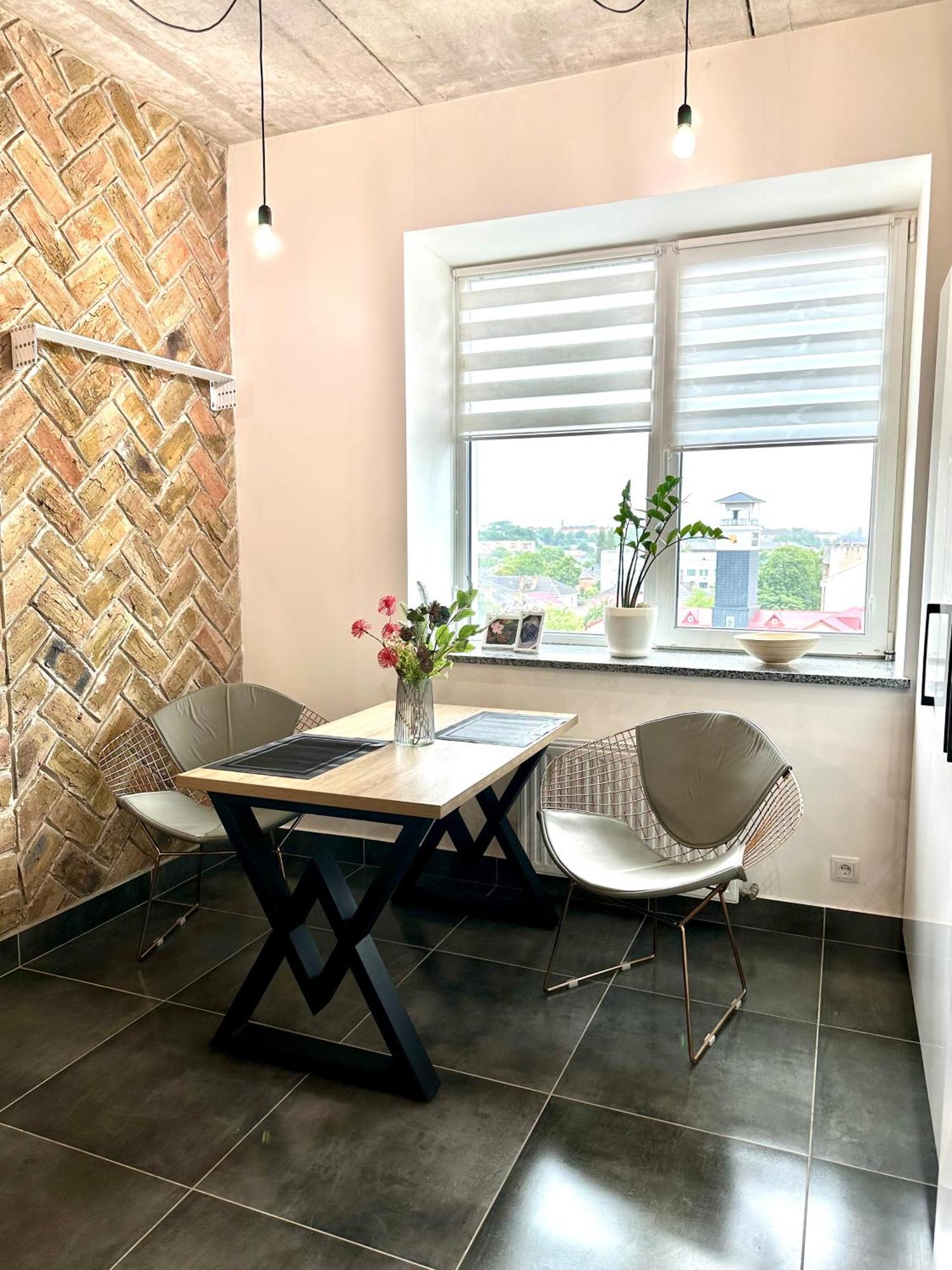 Comfortable Apartments With A Coffee Machine In The City Centre, Zlata Plaza Rivne Eksteriør bilde