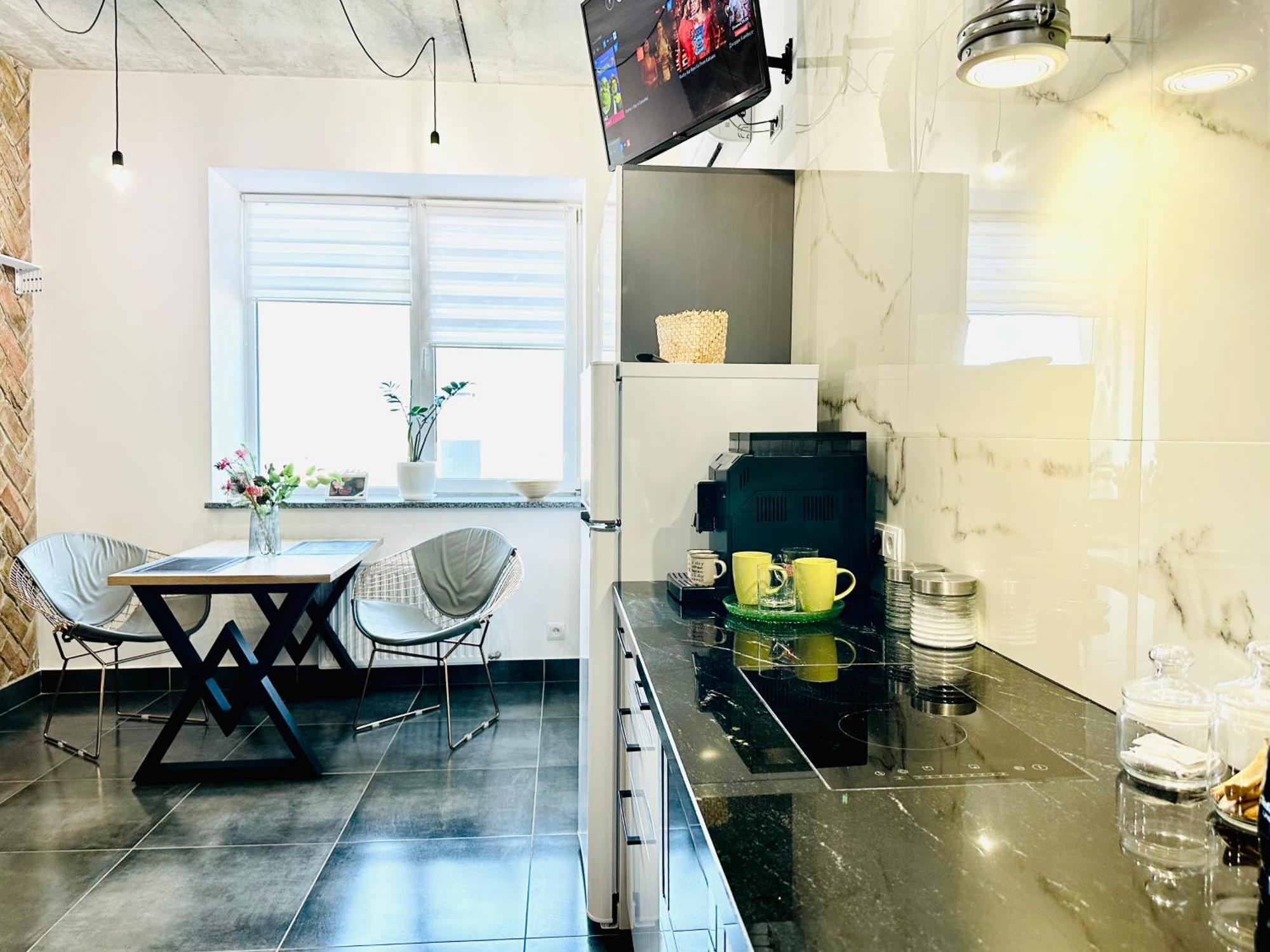 Comfortable Apartments With A Coffee Machine In The City Centre, Zlata Plaza Rivne Eksteriør bilde